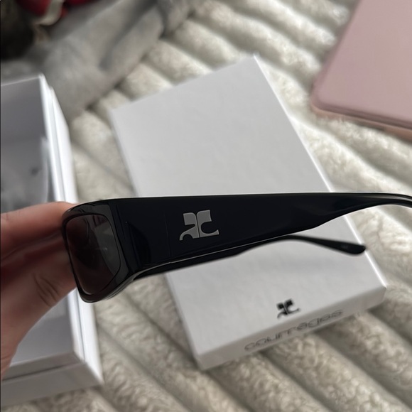 Courreges Tech Sunglasses - Picture 6 of 6